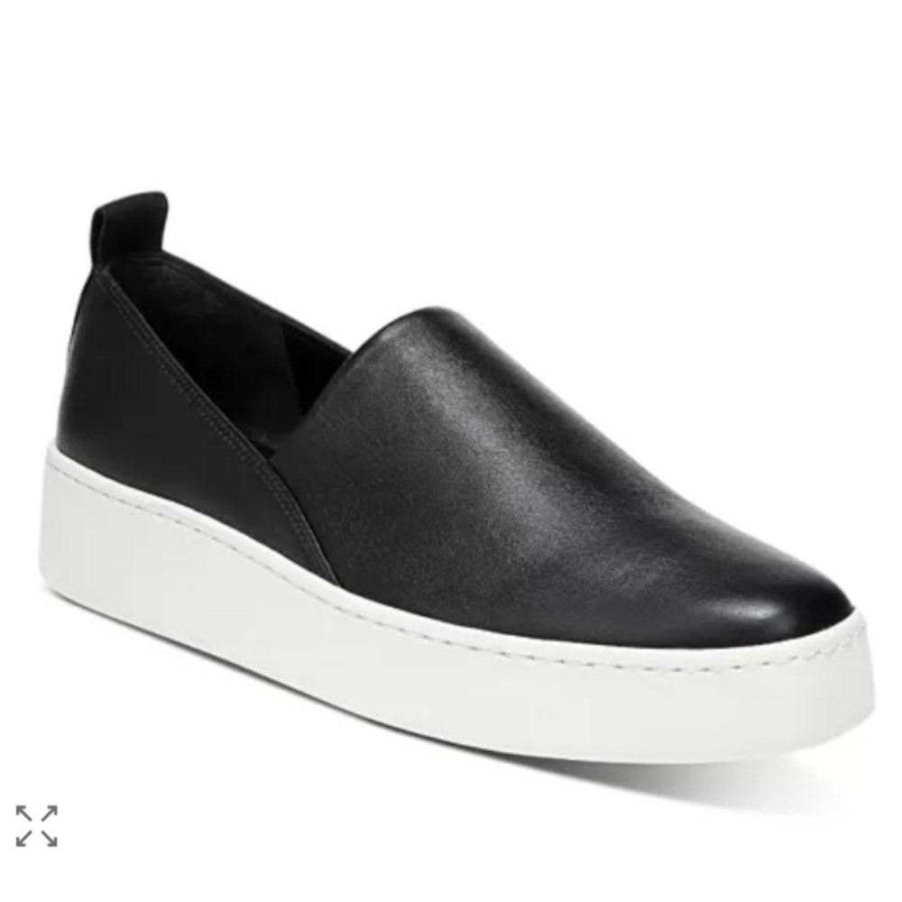 VINCE Black Slip-On Women's leather shoes